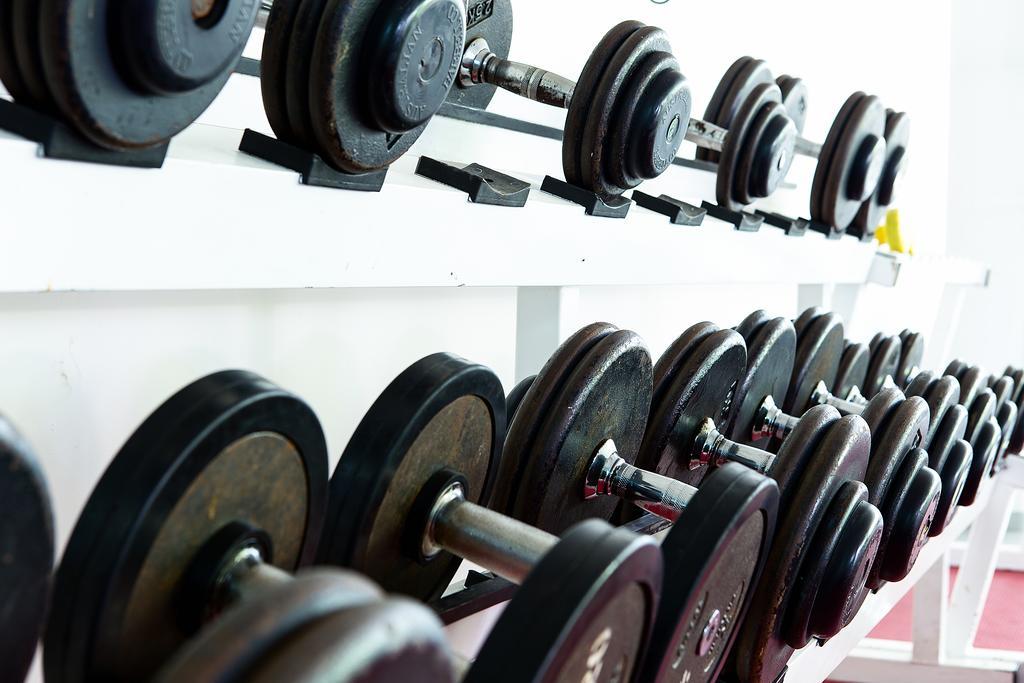 The Capital Resort @ Sukhumvit 50 Bangkok Dış mekan fotoğraf Dumbbells