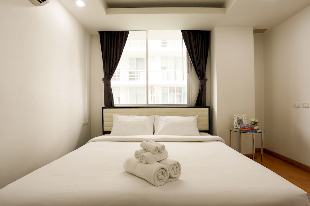 The Capital Resort @ Sukhumvit 50 Bangkok Dış mekan fotoğraf A bedroom at a hotel
